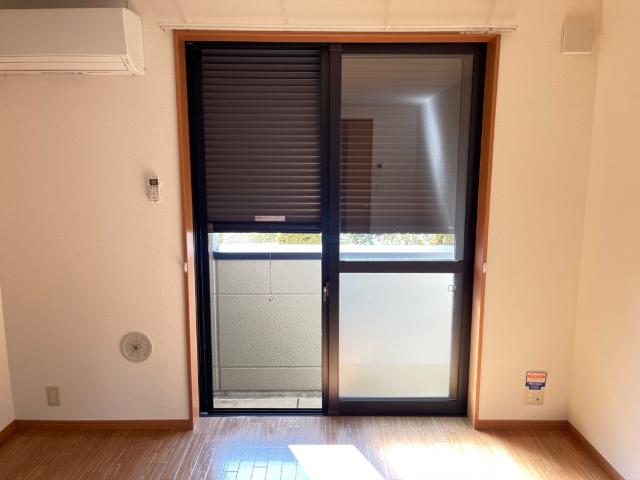 ヤマリハウス　コヤマ 窓シャッター