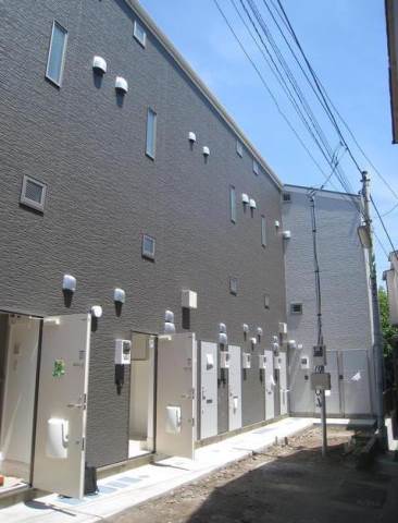 ブルー・パンサー2階 外観