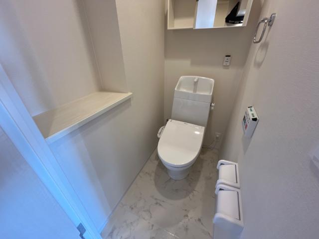 フリーダムファン103号室 シャワー付トイレ