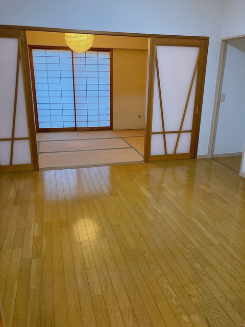 ラ・クラッセ西寺尾0801号室 リビング