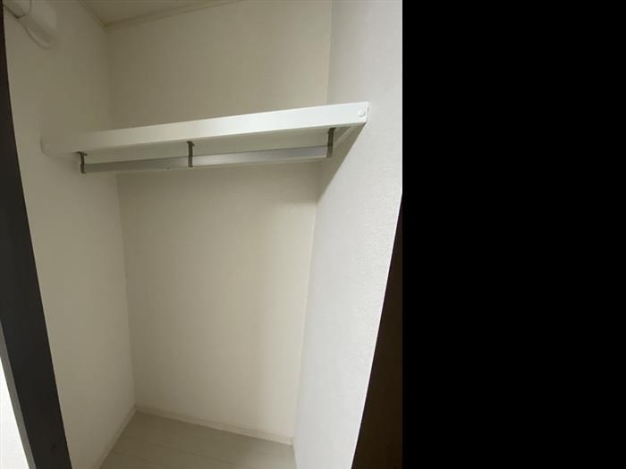 プティブリエ102号室 収納