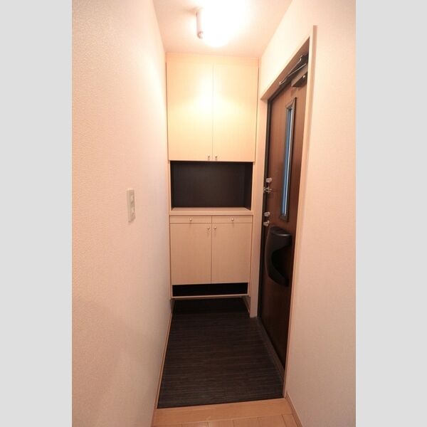 アーボリュウム 深大寺 玄関