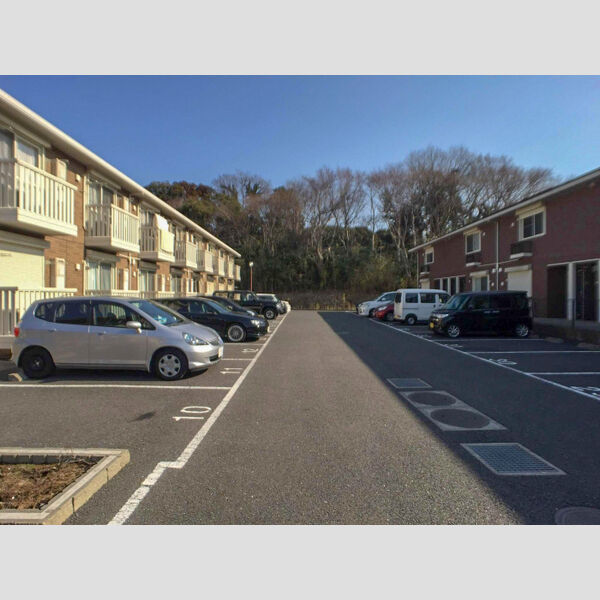 シャルドネ　A 駐車場