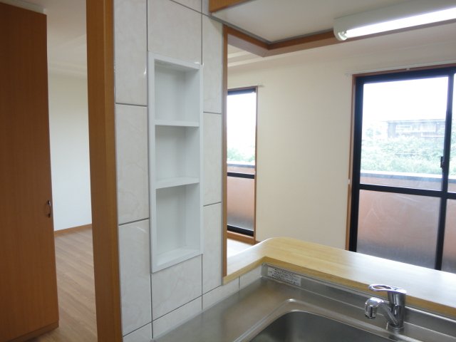 ＴＩＡＲＡ（ティアラ） キッチン