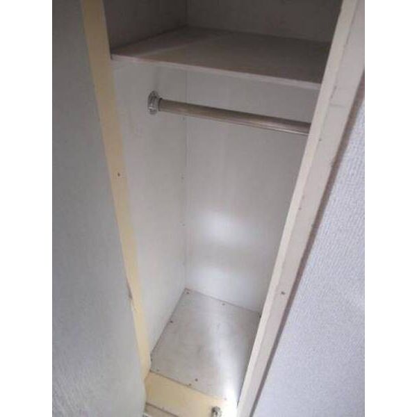 メゾンド萩0106号室 収納