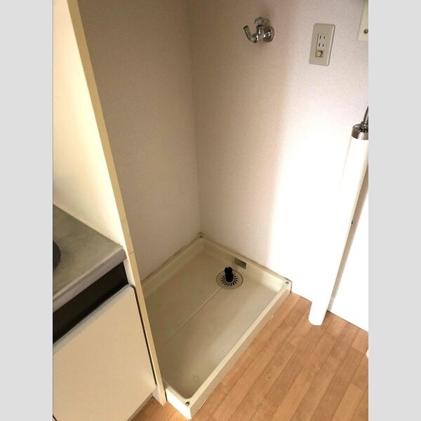 クレストガーデン津田沼407号室 洗濯機置場