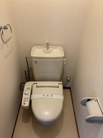 サンヴェール麻生0304号室 トイレ