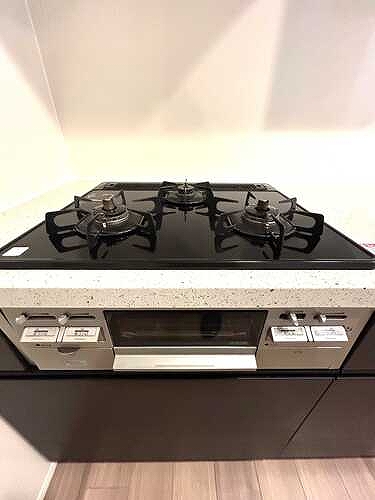 Ｂｒｉｌｌｉａ山手動坂グランスイート 3口ガスコンロ　※2026年1月撮影の写真