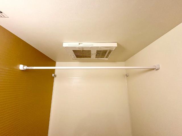 リバレイン202号室 浴室乾燥機