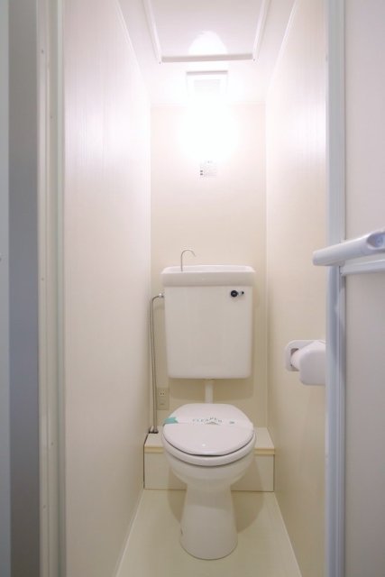 メゾンサンシャイン8階 トイレ