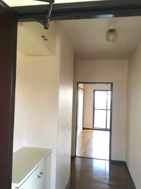 スプリームヒル201号室 玄関