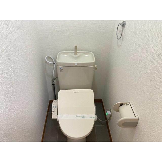 ハイム　カープ105号室 温水洗浄便座