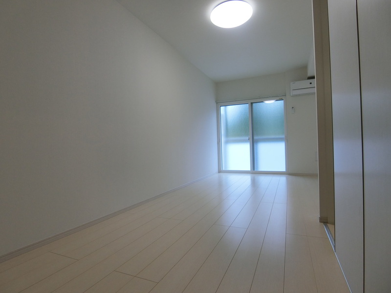 リブリ・ラフィーネ国立1階 部屋その他