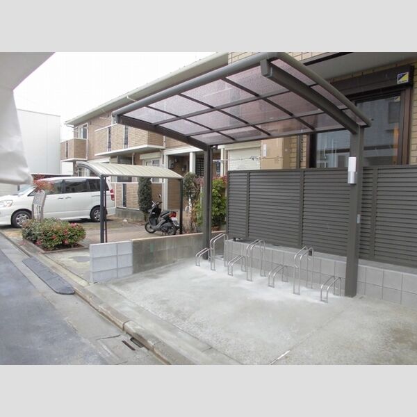 ラ・マドレⅦ 駐輪場