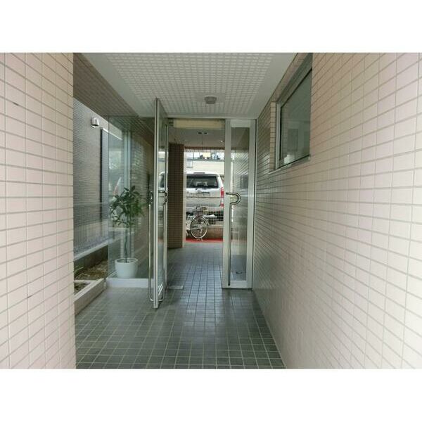 ジュンカ南柏 エントランス