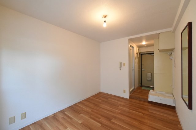 スカイコート下高井戸12階 同建物別部屋の参考画像