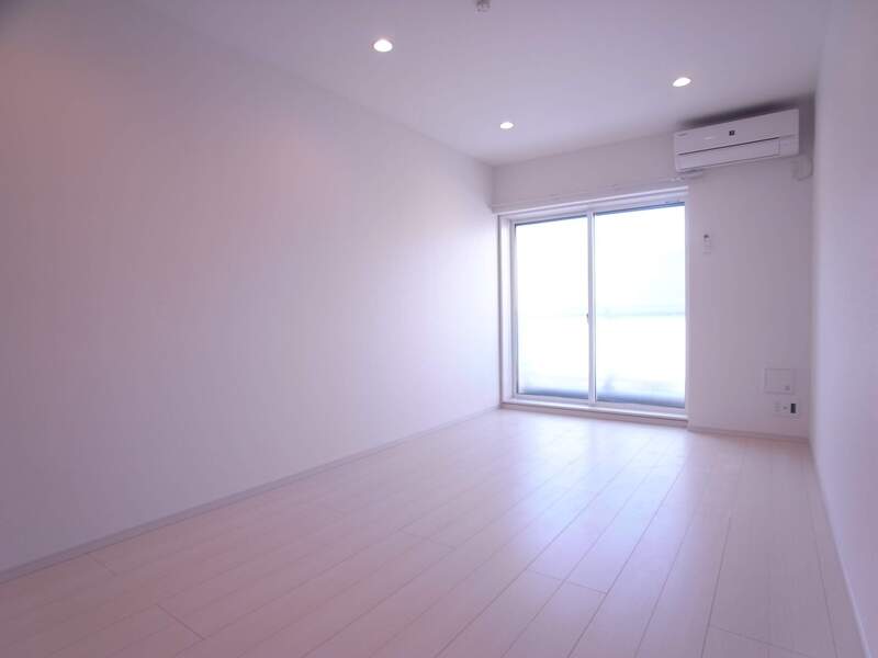 リブリ・令和 内観