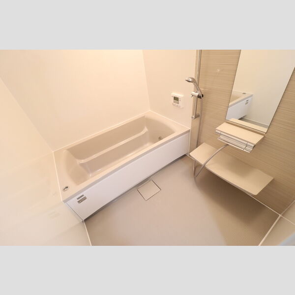 オーシャンビュー壱番館1303号室 浴室