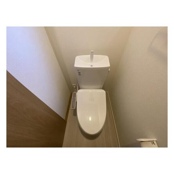 杉並区高井戸西3丁目貸家 トイレ