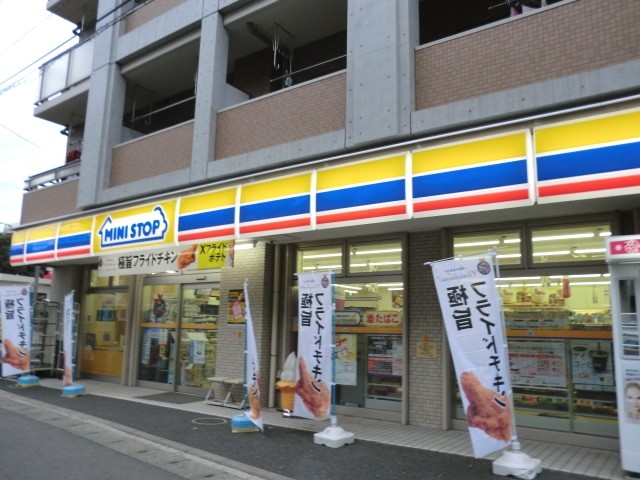 ハイム三田206号室 ミニストップ生田駅南口店