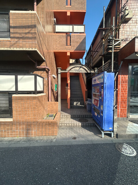 ウィンレックス成増 エントランス