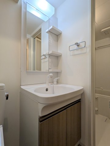 ステラ平塚607号室 洗面