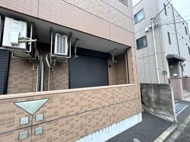 ピアステージ綱島110号室 窓シャッター