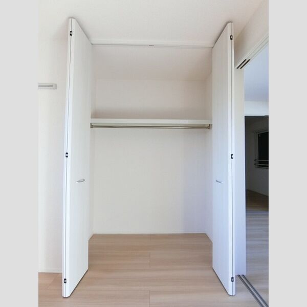 メゾン丸山201号室 クローゼット