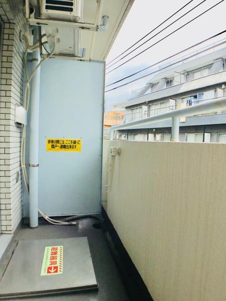 ニューハイム早稲田3階 リビング