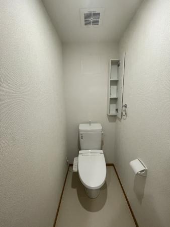 ティーリミテッド2階 トイレ