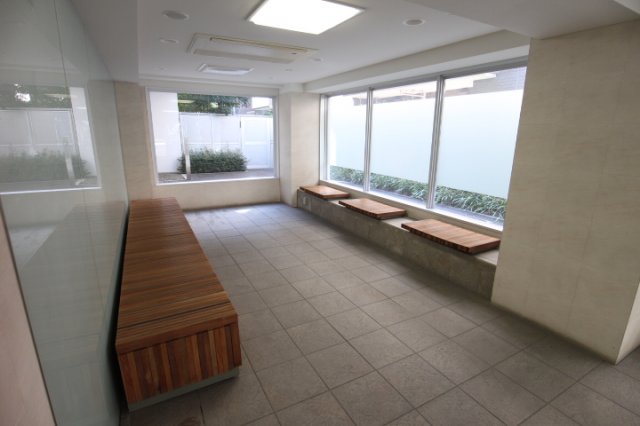 プライムアーバン西荻窪Ⅱ412号室 ロビー