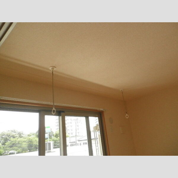 エスペランサ201号室 室内物干し