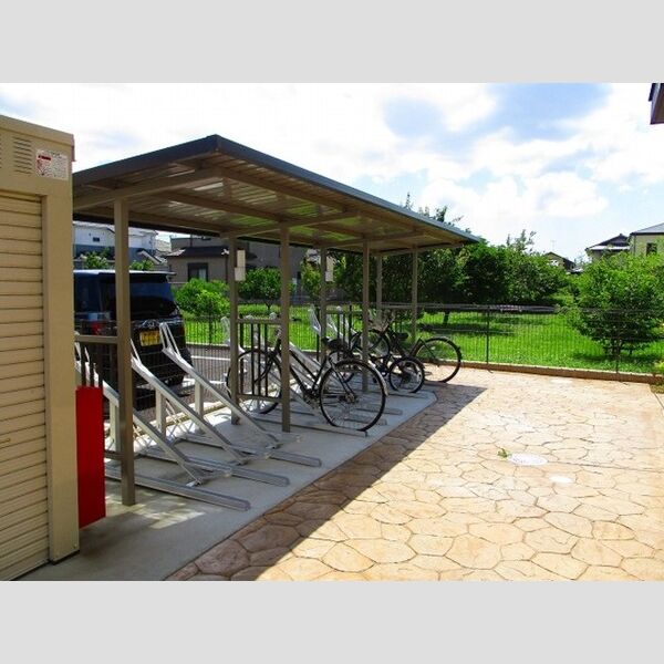 ラ・メール長須賀 駐輪場