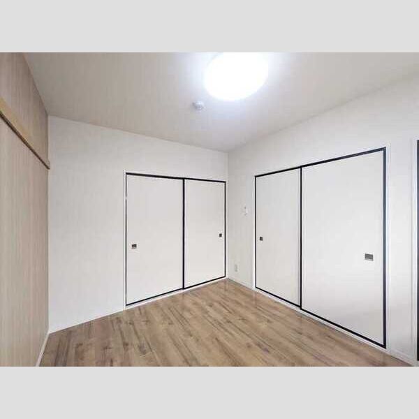 サンパーク816202号室 洋室