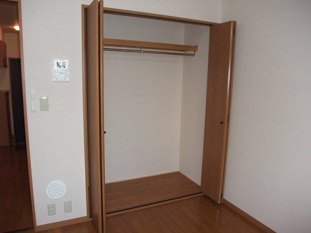 エクレセンス富士見305号室 収納（イメージ）