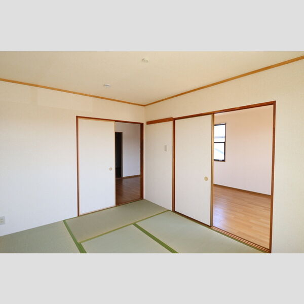 ビュークレスト201号室 和室