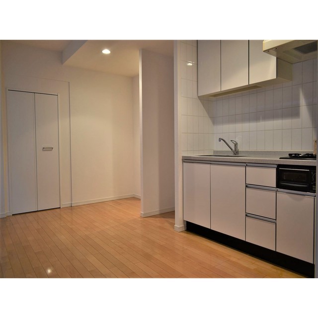 ルクレ新川レジデンス0302号室 内観