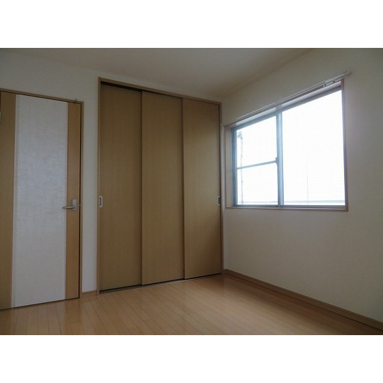 グリーンベル0001号室 2階洋室