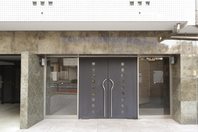 スカイコート早稲田壱番館804号室 エントランス