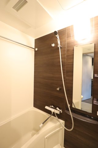 GENOVIA学芸大学0203号室 お風呂