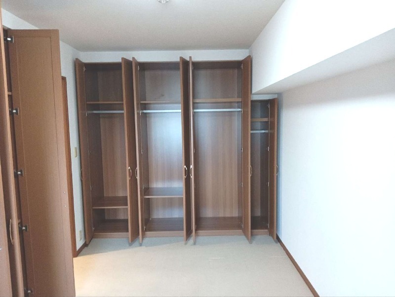 クリオレミントンヴィレッジ国立 リビング