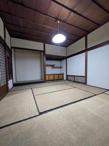 保土ヶ谷古民家 8畳の和室