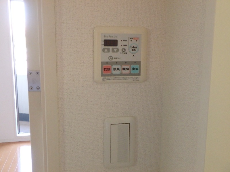 スカイコート後楽園壱番館6階 浴室乾燥機