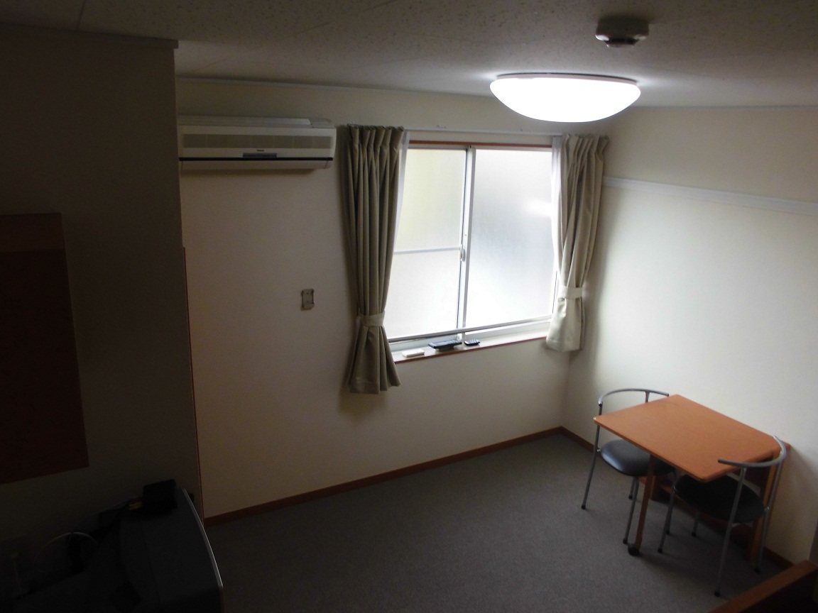 レオパレス武蔵野 リビング