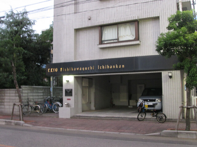 クリオ西川口壱番館6階 エントランス