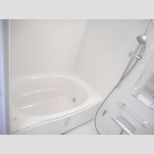 グレイシア306号室 追い焚き給湯機能付き浴室