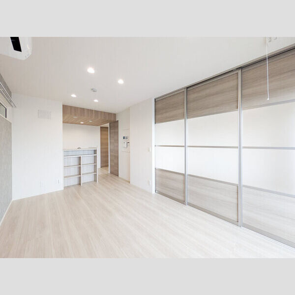 プレジール・ドゥ・ラ・ヴィ リビング