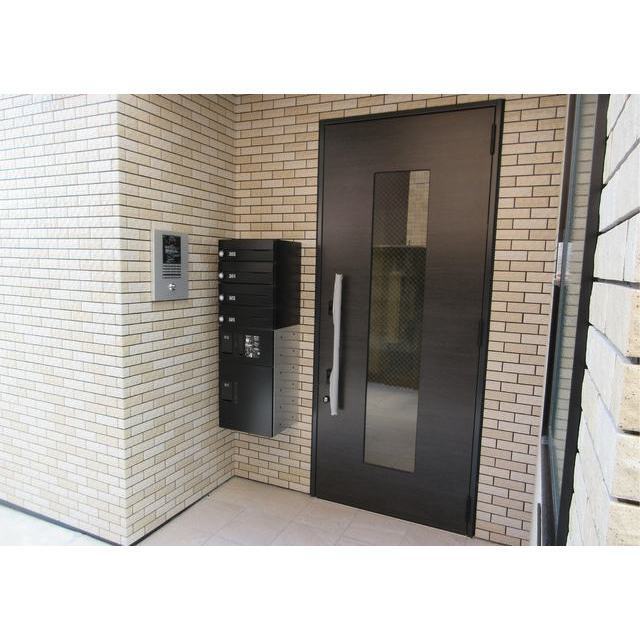 AURA中野坂上 外観