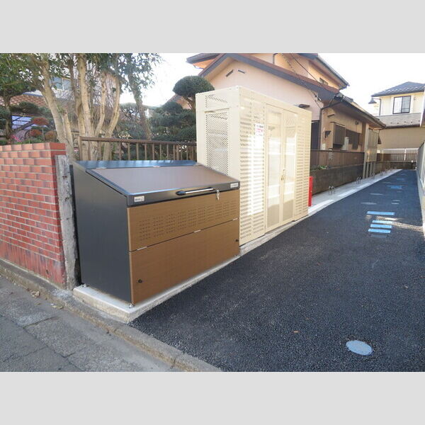 ヴィクトワール101号室 ゴミボックスです。