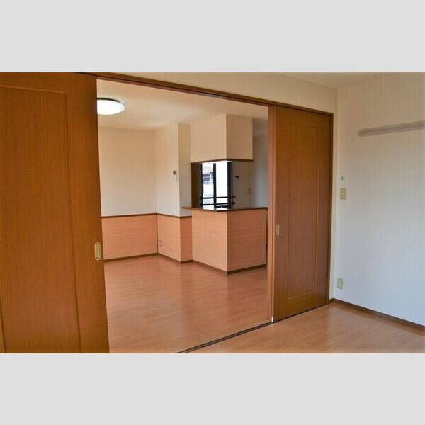 ヴィクトワール　ABA202号室 洋室①